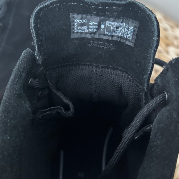 Black Ecco Boots - Picture 4 of 4